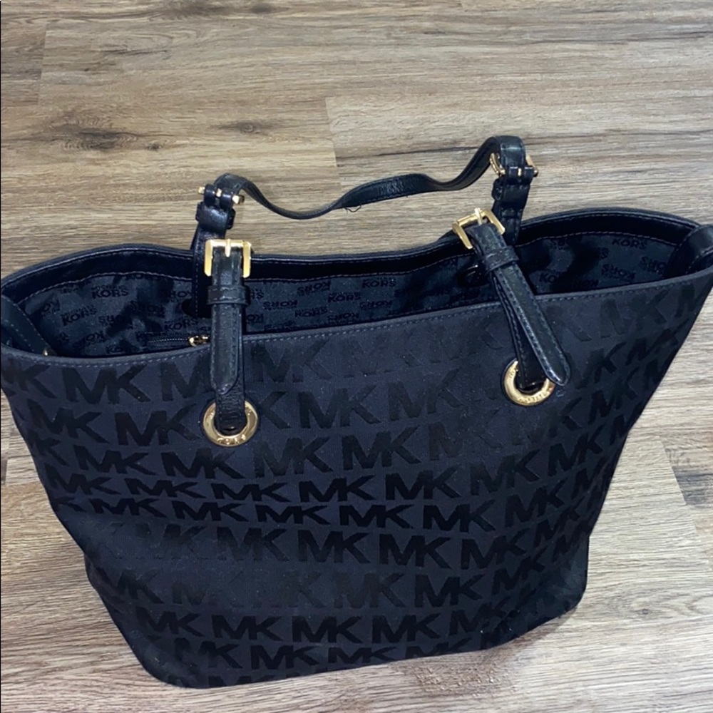 Michael Kors Tote